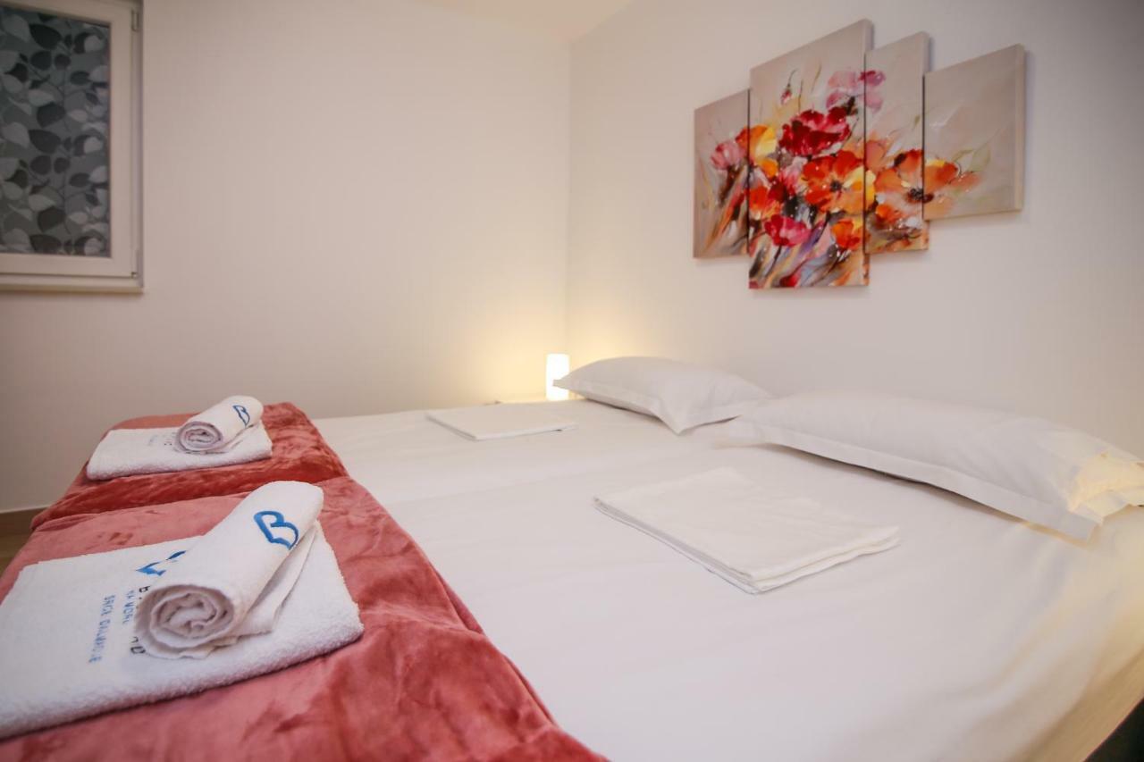 Apartman L&A Apartment Biograd Na Moru Exterior foto